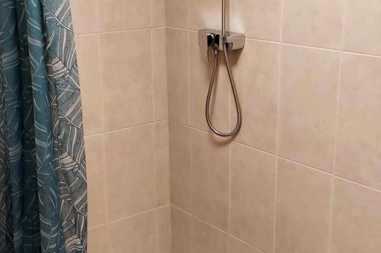 Apartamento Antina 12 En サンタ・ポラ エクステリア 写真